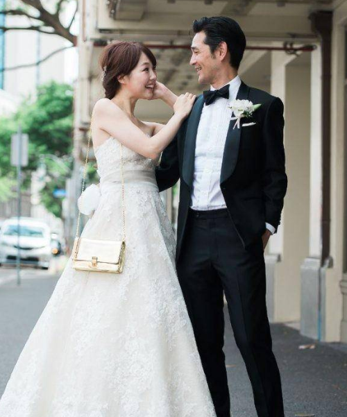 西服定做廠家，西裝訂做，婚禮西服定做